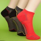 Algodón rojo/calcetines finos para hombre de nylon del tobillo para los atletas Sudor-absorbentes