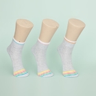 El color respirable del verano raya calcetines grises para hombre del tobillo con los materiales de Elastane
