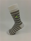El servicio respirable del OEM embroma para hombre fresco de los calcetines del algodón por diversas rayas del color