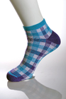 Calcetines coloridos del tobillo de los deportes de Elastane con Breathbale antirresbaladizo/anti - materiales asquerosos