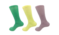 Calcetines anchos adicionales para los diabéticos, calcetines diabéticos coloridos de las telas antibacterianas para las mujeres
