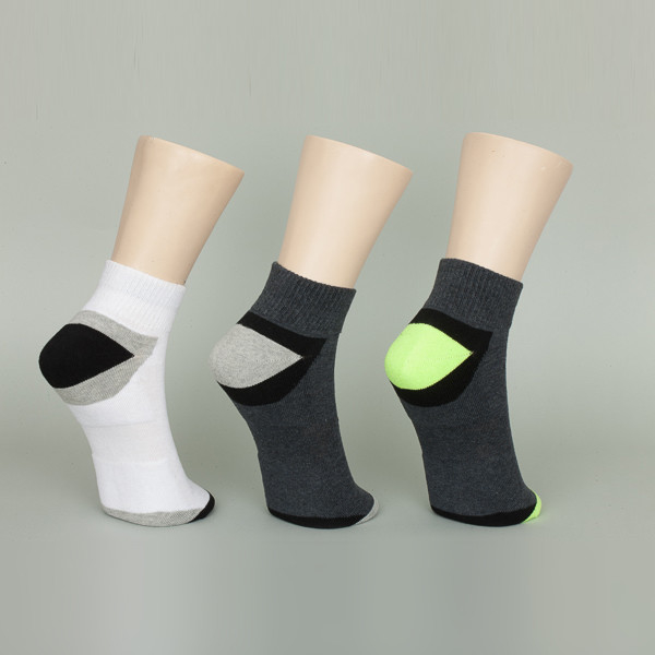 Calcetines atléticos negros del tobillo de Elastane con - la falta/sudó - el material absorbente anti
