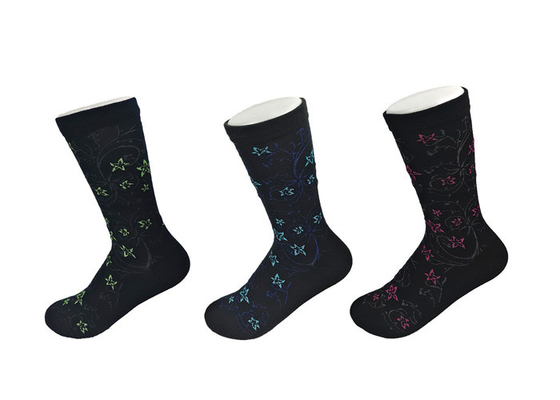 Eco - calcetines amistosos diabéticos negros amistosos con los materiales antibacterianos